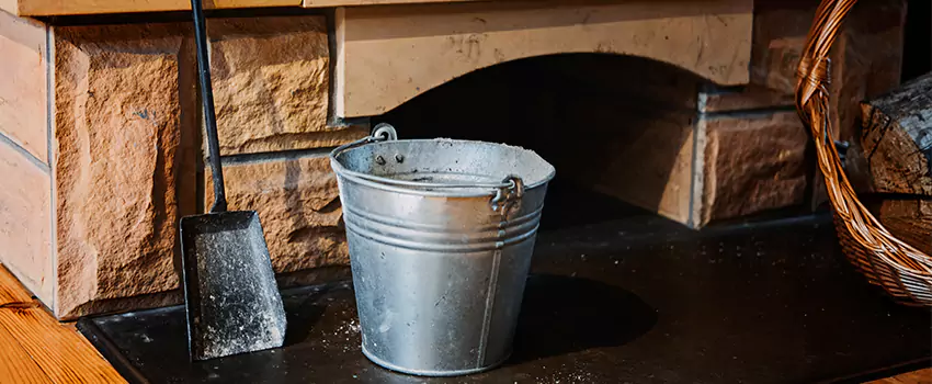 Clean The Fireplace Mantle And Hearth in Wekiwa Springs, Florida